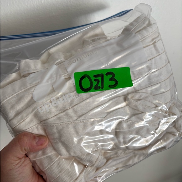 Free People Boho Ecru Webster Romper Cream Pleated Relaxed Women’s Small NWOT - Picture 9 of 9